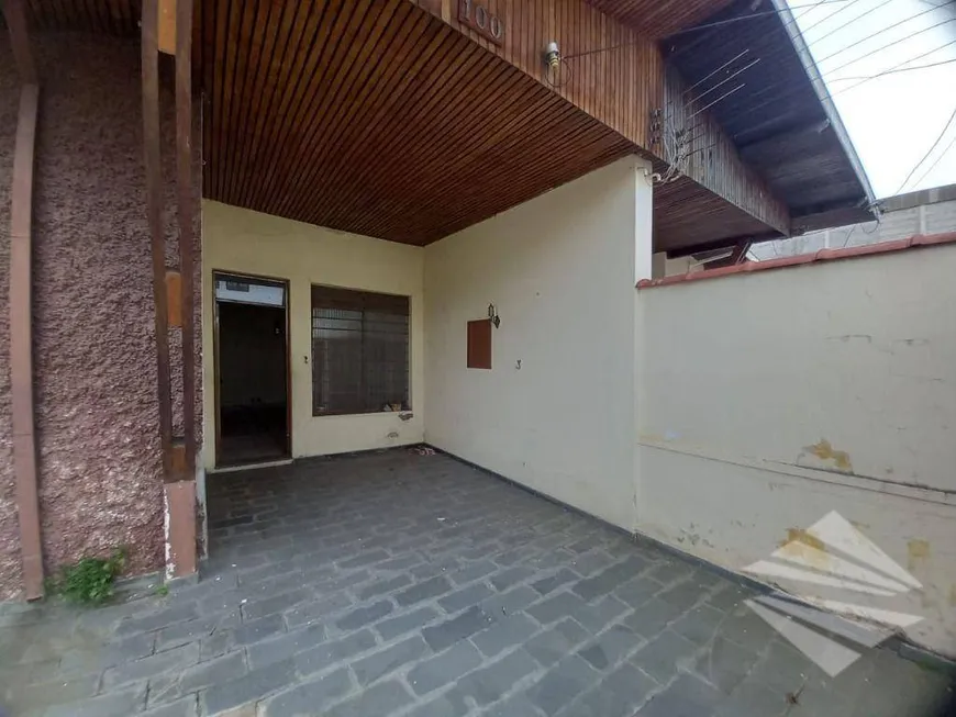 Foto 1 de Casa com 3 Quartos à venda, 120m² em Jardim Humaita, Taubaté