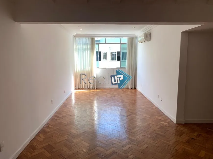 Foto 1 de Apartamento com 3 Quartos à venda, 118m² em Leblon, Rio de Janeiro