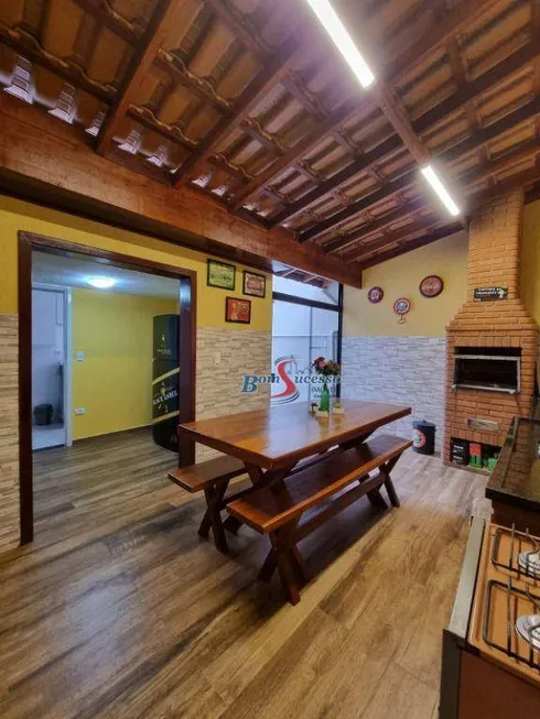 Foto 1 de Sobrado com 3 Quartos à venda, 153m² em Vila Ré, São Paulo