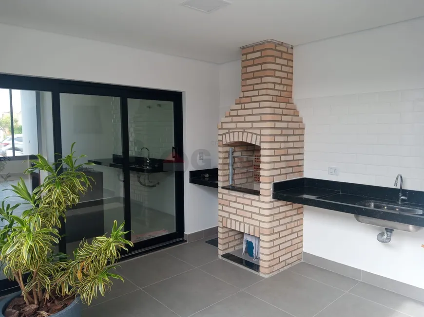 Foto 1 de Casa de Condomínio com 2 Quartos à venda, 109m² em Horto Florestal, Sorocaba
