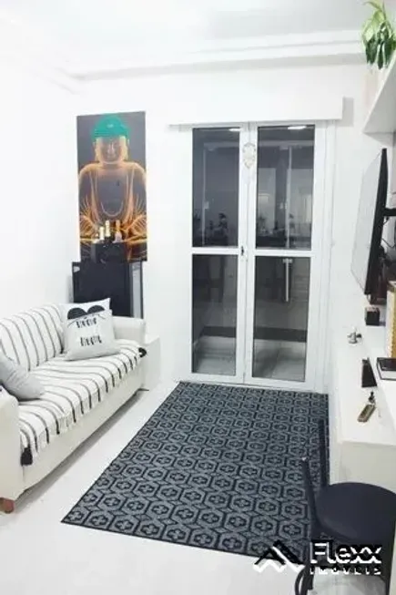 Foto 1 de Apartamento com 2 Quartos à venda, 56m² em Pinheirinho, Curitiba