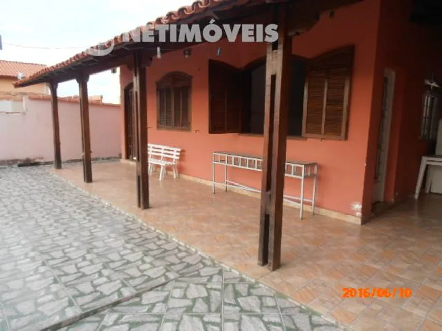 Foto 1 de Casa com 3 Quartos à venda, 372m² em Arvoredo, Contagem