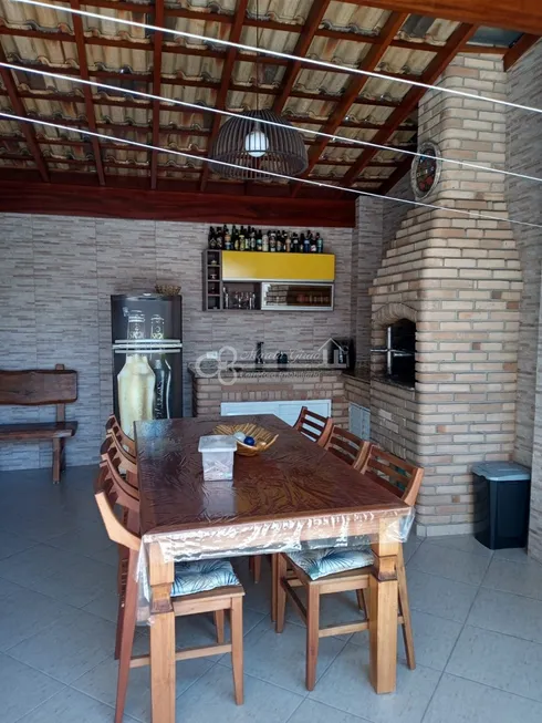 Foto 1 de Casa com 3 Quartos à venda, 241m² em Vila Jordanopolis, São Bernardo do Campo
