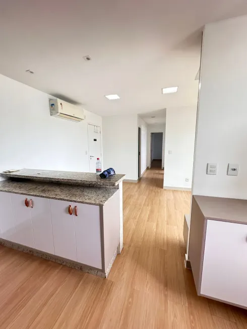 Foto 1 de Apartamento com 3 Quartos para alugar, 74m² em Flores, Manaus