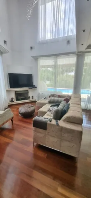 Foto 1 de Casa de Condomínio com 4 Quartos à venda, 450m² em Parque Nova Jandira, Jandira