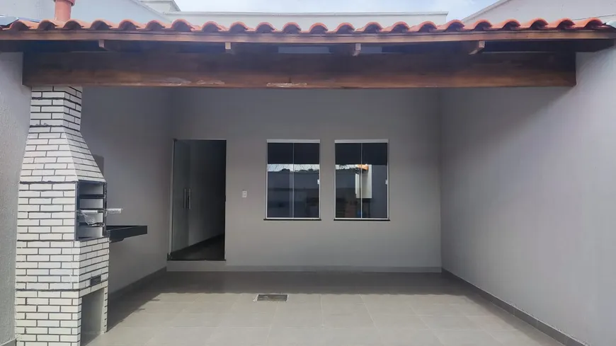 Foto 1 de Casa com 2 Quartos à venda, 96m² em Residencial Flor do Ipê I, Senador Canedo