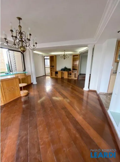Foto 1 de Apartamento com 4 Quartos à venda, 270m² em Vila Regente Feijó, São Paulo