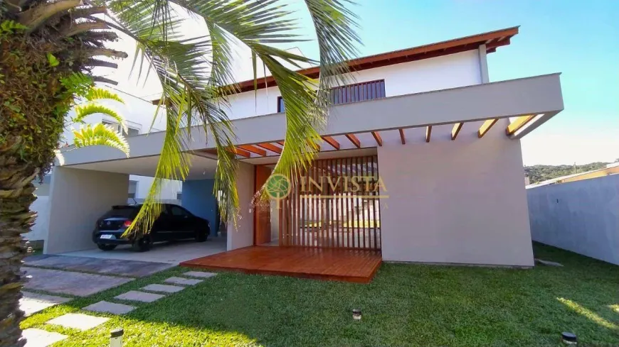 Foto 1 de Casa de Condomínio com 4 Quartos à venda, 230m² em Cachoeira do Bom Jesus, Florianópolis