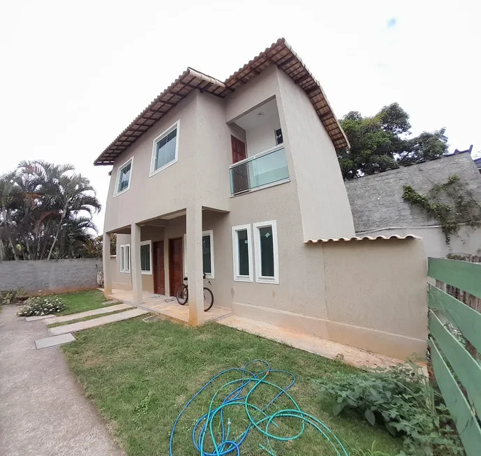 Foto 1 de Casa de Condomínio com 2 Quartos à venda, 90m² em Parque Nanci, Maricá