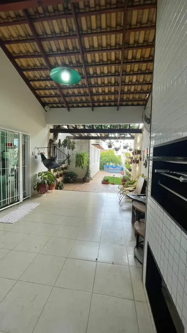 Foto 1 de Casa com 3 Quartos à venda, 201m² em Santa Marta, Cuiabá