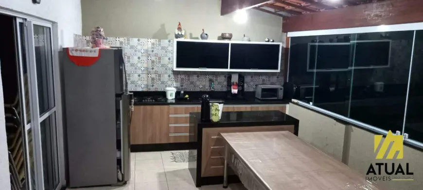 Foto 1 de Casa com 2 Quartos à venda, 89m² em Varadouro, São Sebastião