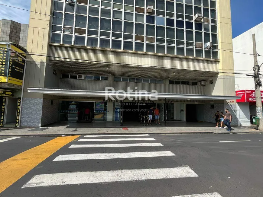 Foto 1 de Sala Comercial para alugar, 40m² em Centro, Uberlândia