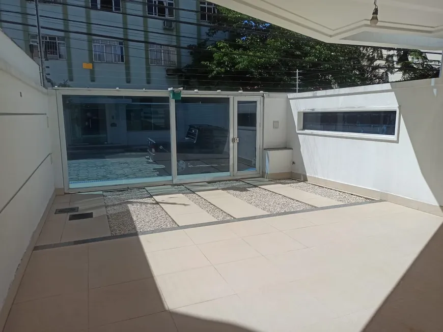 Foto 1 de Casa com 4 Quartos à venda, 200m² em Jardim Camburi, Vitória