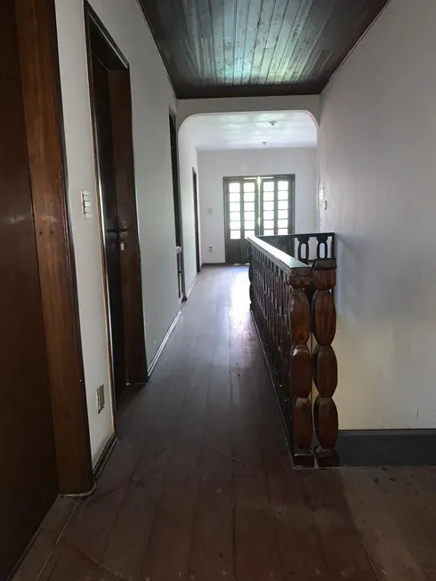 Foto 1 de Casa com 6 Quartos à venda, 410m² em Pituba, Salvador