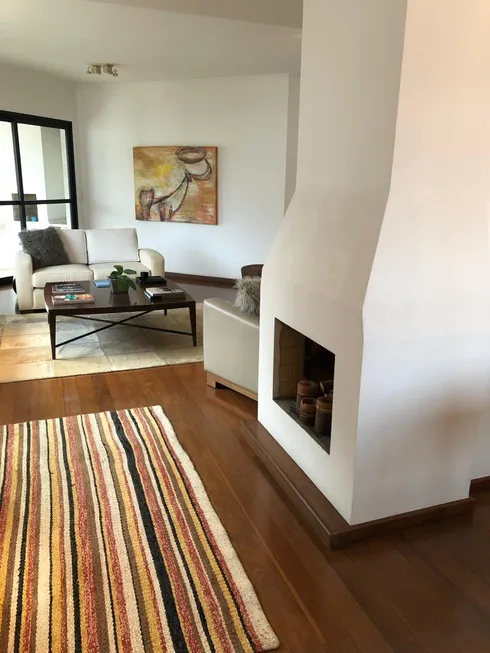 Foto 1 de Apartamento com 3 Quartos à venda, 150m² em Morumbi, São Paulo