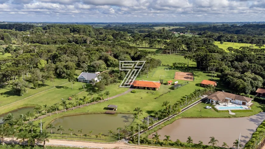 Foto 1 de Fazenda/Sítio com 4 Quartos à venda, 360m² em Area Rural de Sao Jose dos Pinhais, São José dos Pinhais