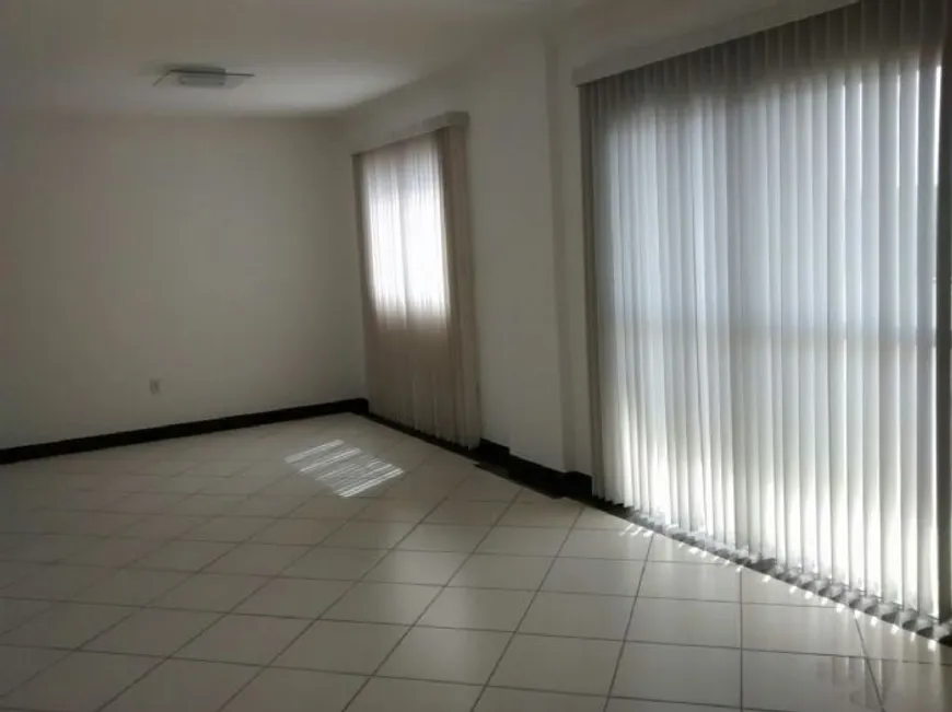 Foto 1 de Apartamento com 3 Quartos à venda, 122m² em Brasil, Uberlândia