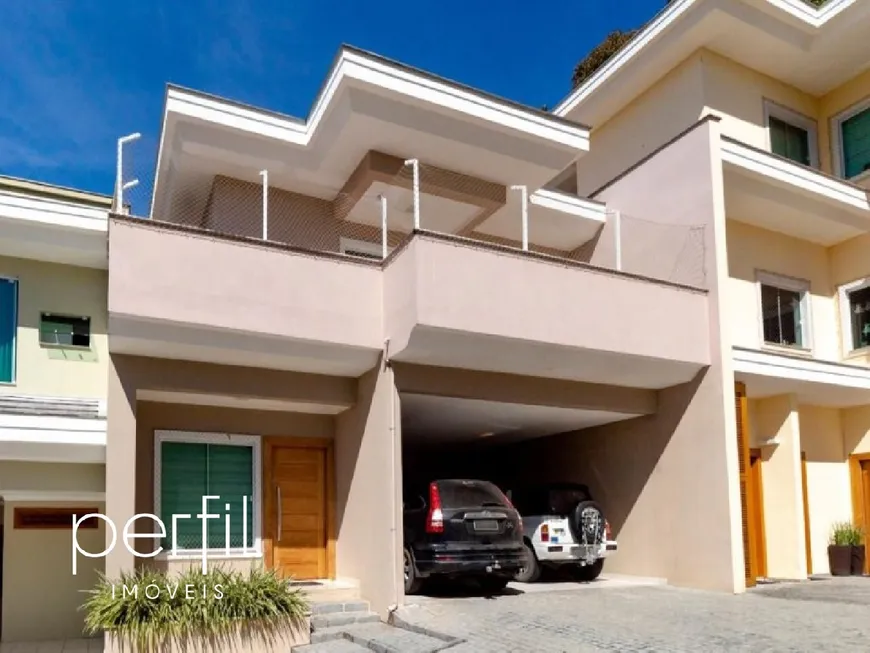 Foto 1 de Casa com 3 Quartos à venda, 197m² em América, Joinville