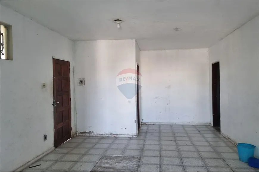 Foto 1 de Casa com 4 Quartos à venda, 495m² em Pereira Lobo, Aracaju