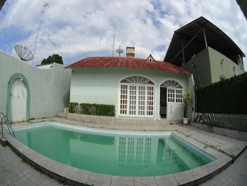 Foto 1 de Casa com 3 Quartos à venda, 150m² em Vila Guilhermina, Praia Grande