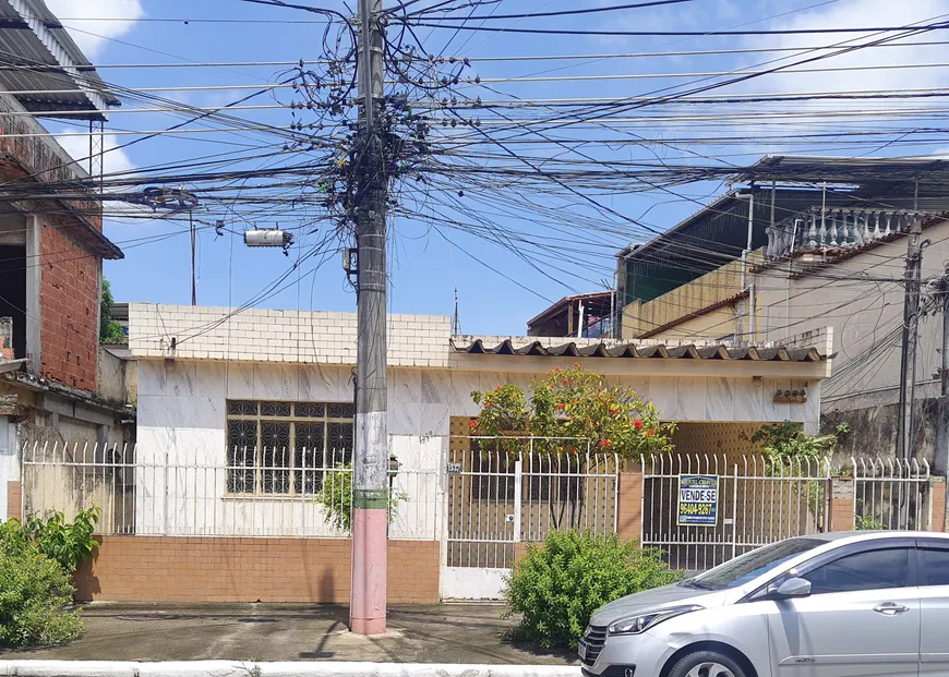 Foto 1 de Casa com 2 Quartos à venda, 70m² em Centro, Nilópolis