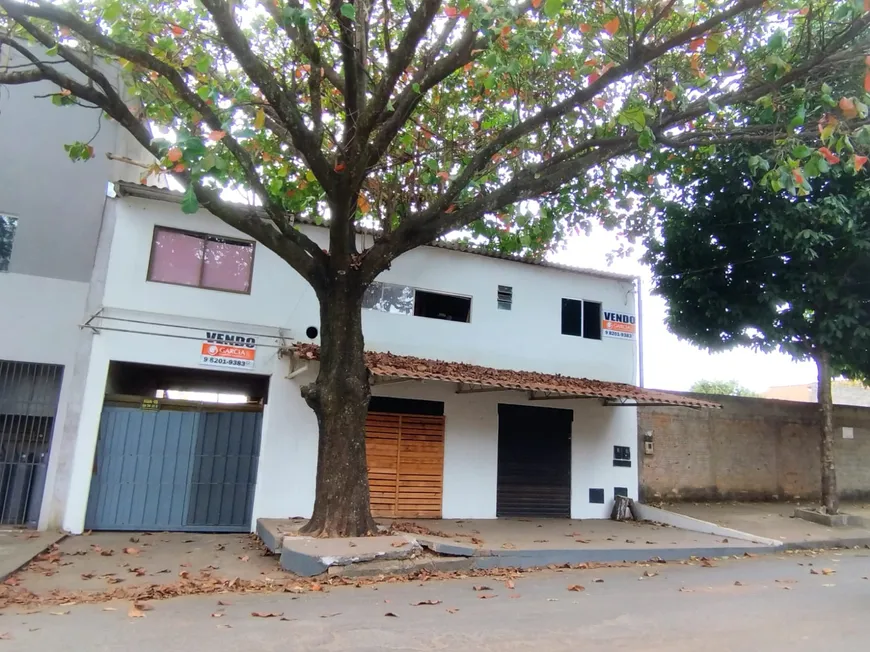 Foto 1 de Casa com 7 Quartos à venda, 355m² em Setor Morais, Goiânia