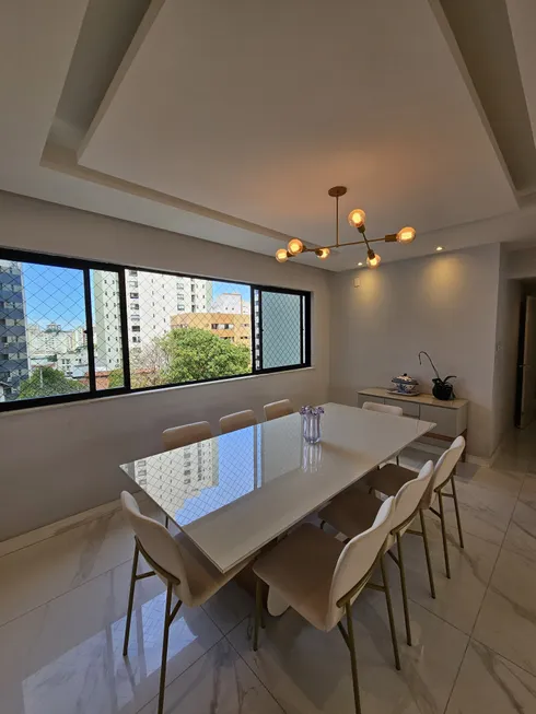 Foto 1 de Apartamento com 4 Quartos à venda, 211m² em Pituba, Salvador