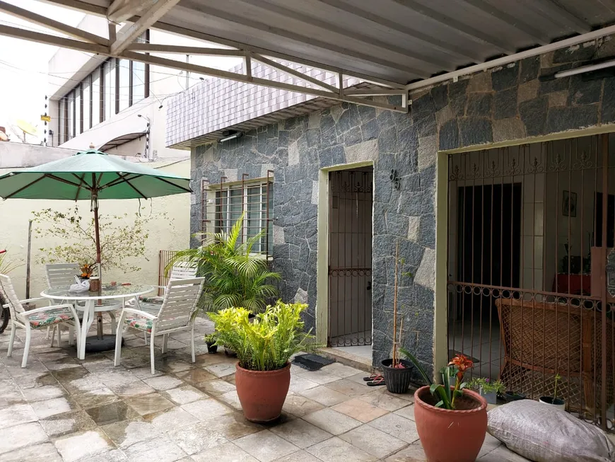 Foto 1 de Casa com 5 Quartos à venda, 300m² em Ipsep, Recife