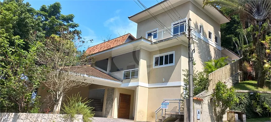 Foto 1 de Casa de Condomínio com 3 Quartos à venda, 663m² em Itaipu, Niterói