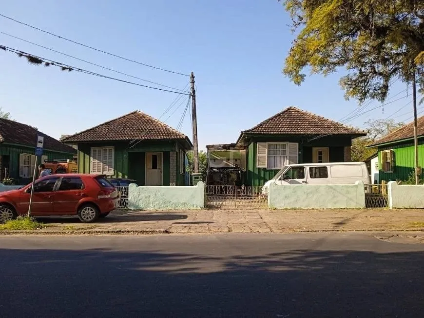 Foto 1 de Lote/Terreno à venda em Camaquã, Porto Alegre