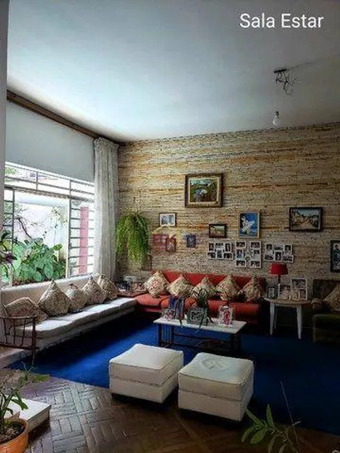Foto 1 de Casa com 4 Quartos à venda, 275m² em Centro, São José dos Campos