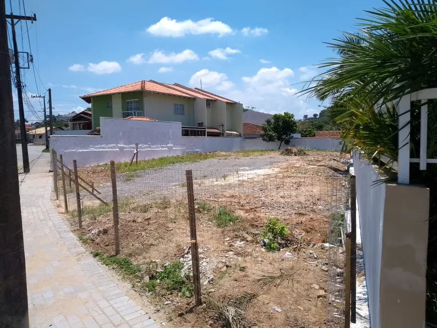 Foto 1 de Lote/Terreno à venda, 439m² em Iririú, Joinville