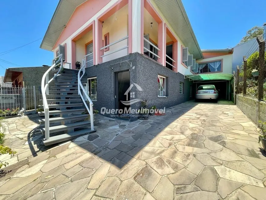 Foto 1 de Casa com 5 Quartos à venda, 300m² em São Ciro, Caxias do Sul
