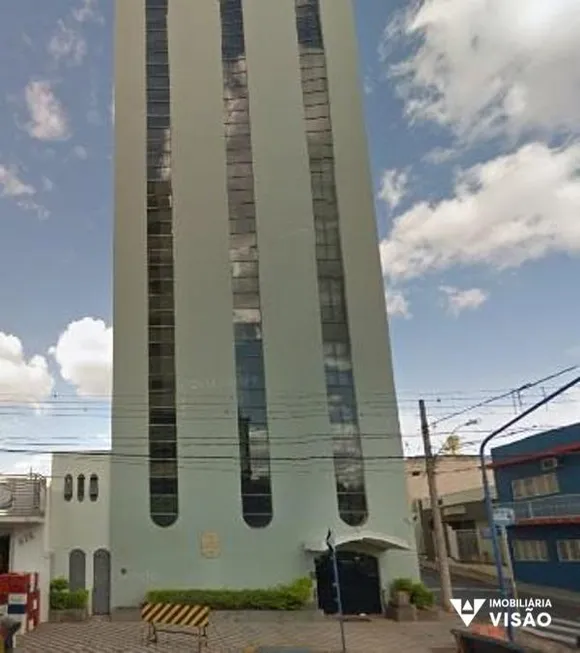 Foto 1 de Apartamento com 4 Quartos à venda, 320m² em Centro, Uberaba