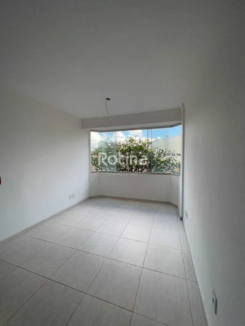 Foto 1 de Apartamento com 3 Quartos à venda, 63m² em Jardim Botânico, Uberlândia