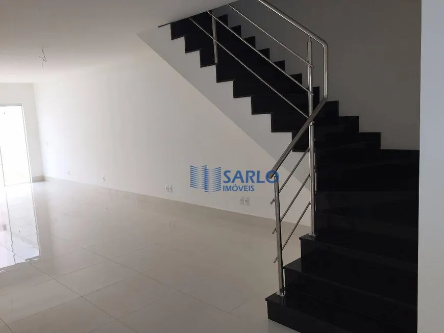 Foto 1 de Casa com 4 Quartos à venda, 200m² em Jardim Camburi, Vitória