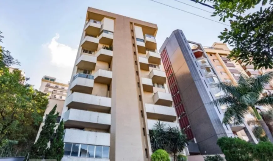 Foto 1 de Apartamento com 3 Quartos à venda, 120m² em Santo Antônio, Belo Horizonte