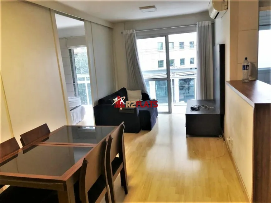 Foto 1 de Flat com 1 Quarto para alugar, 47m² em Moema, São Paulo