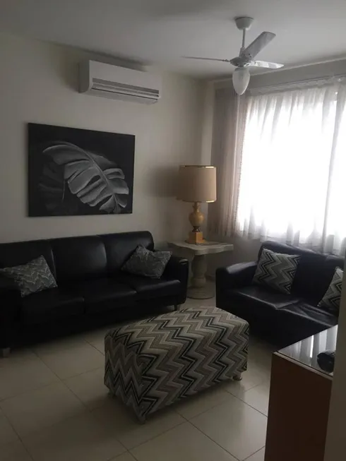 Foto 1 de Apartamento com 3 Quartos à venda, 85m² em Centro, Cabo Frio