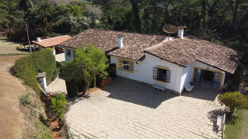 Foto 1 de Casa com 4 Quartos à venda, 7250m² em Granja Mafra, Teresópolis