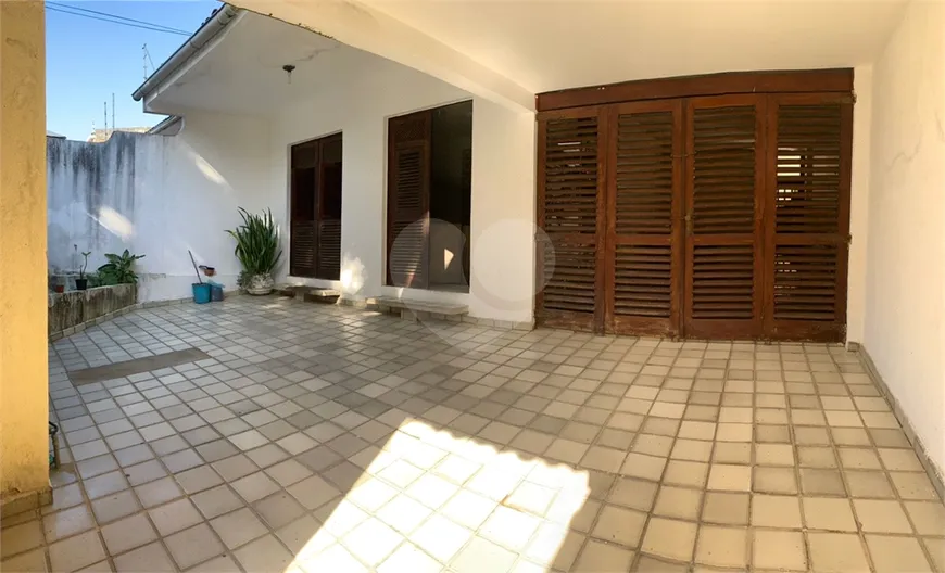 Foto 1 de Casa com 4 Quartos à venda, 220m² em Gruta de Lourdes, Maceió