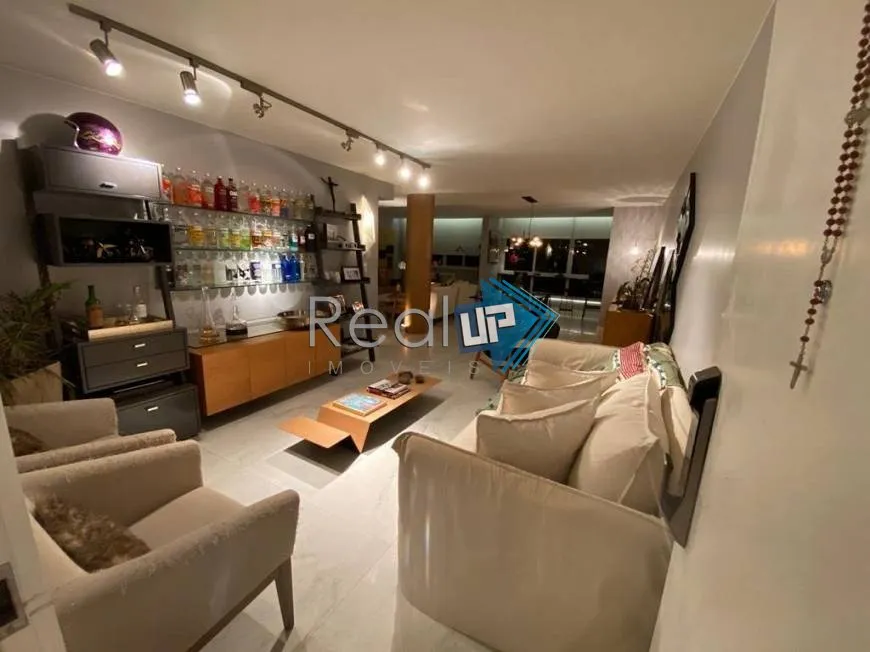 Foto 1 de Apartamento com 4 Quartos à venda, 132m² em Gávea, Rio de Janeiro