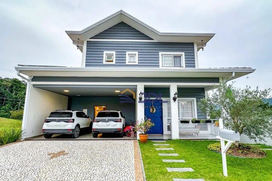 Foto 1 de Casa de Condomínio com 3 Quartos à venda, 330m² em Ponta Aguda, Blumenau