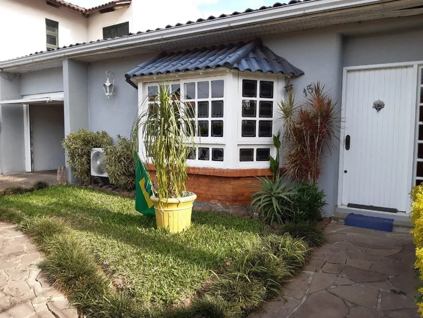 Foto 1 de Casa com 3 Quartos à venda, 150m² em Ipanema, Porto Alegre