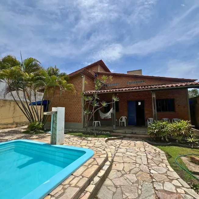 Foto 1 de Casa com 5 Quartos à venda, 250m² em Barra Mar, Barra de São Miguel