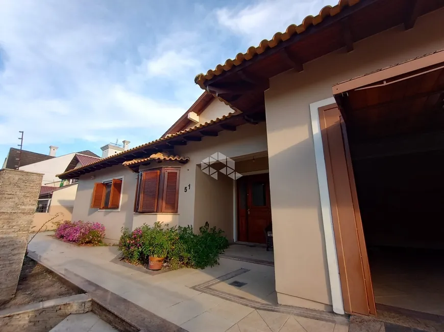 Foto 1 de Casa com 3 Quartos à venda, 336m² em Marechal Rondon, Canoas
