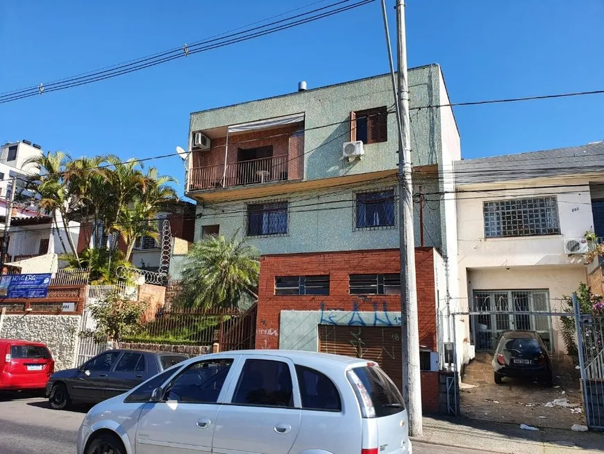Foto 1 de Apartamento com 2 Quartos à venda, 70m² em Medianeira, Porto Alegre