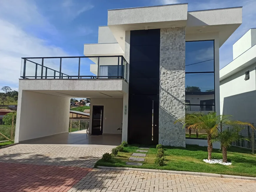 Foto 1 de Casa de Condomínio com 4 Quartos à venda, 250m² em Gran Royalle, Lagoa Santa