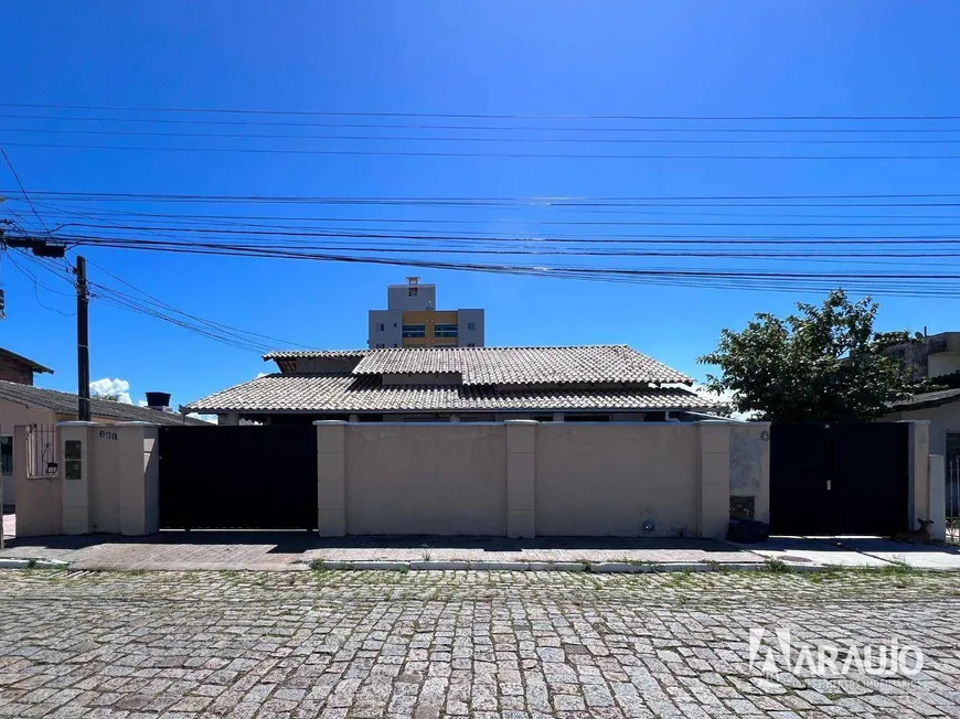 Foto 1 de Casa com 5 Quartos à venda, 90m² em Cordeiros, Itajaí