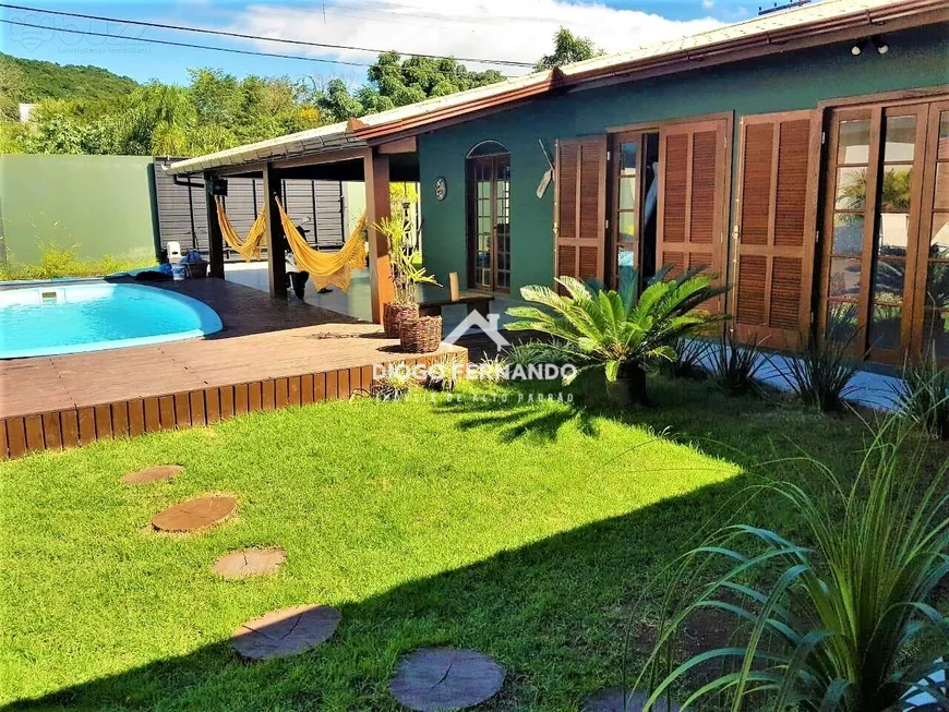 Foto 1 de Casa com 4 Quartos à venda, 300m² em Rio Tavares, Florianópolis